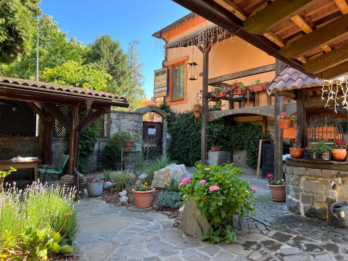 Penzion Trattoria Пряшів Екстер'єр фото