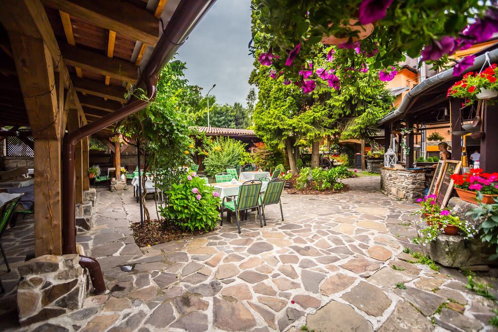 Penzion Trattoria Пряшів Екстер'єр фото